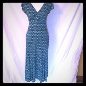 Dressbarn dress in GUC! Size 6